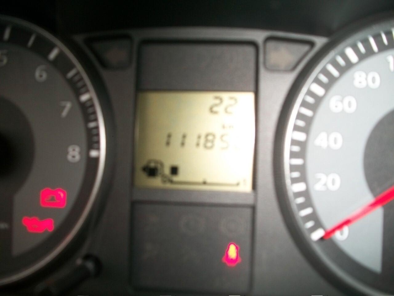 Mitsubishi Colt 1.332 SI NUOVI PATENTATI GARANZIA UN ANNO POCHISIMI KM TALIANDATI DICHIARATI