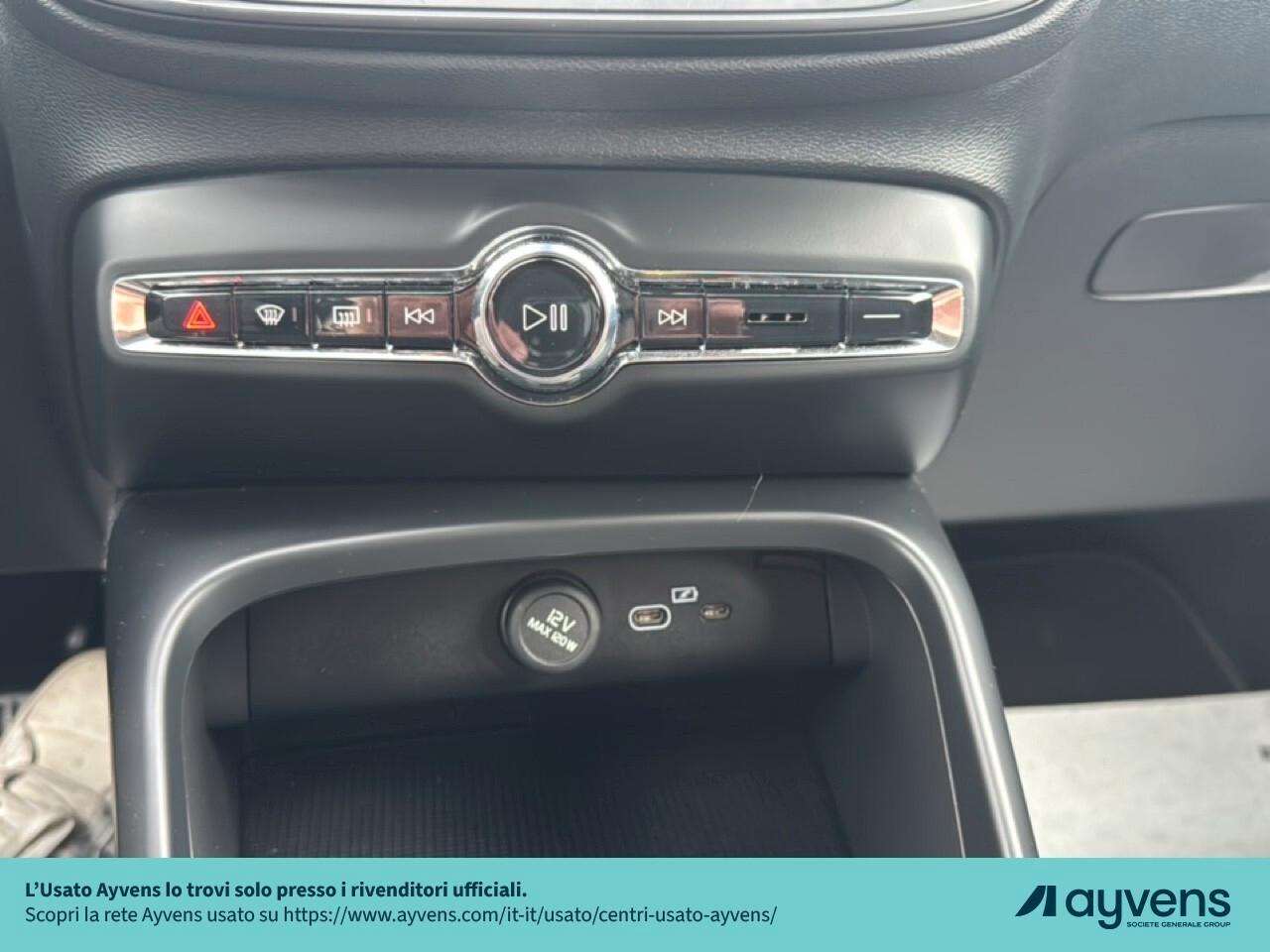 Volvo XC40 B3 automatico Essential