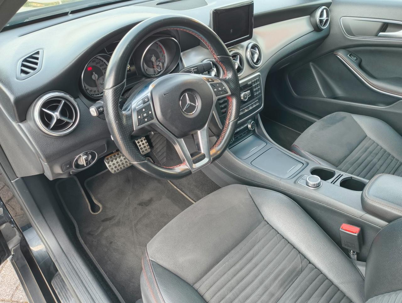 Mercedes-benz GLA 180 CDI Automatic PREMIUM