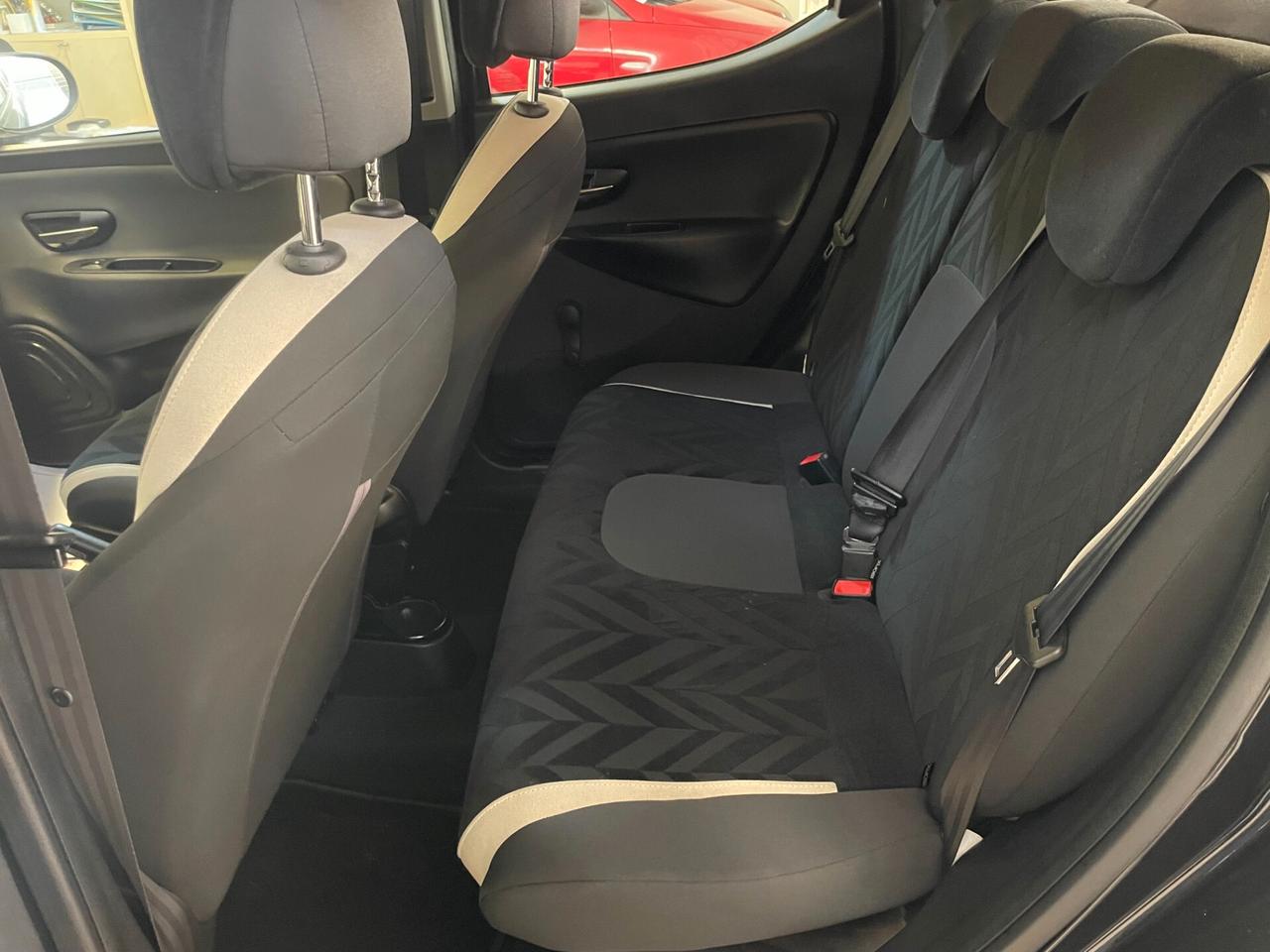 Lancia Y Ypsilon 1.2 FULL OP Platinum TAGL+DISTRIB NEOPATENTATI