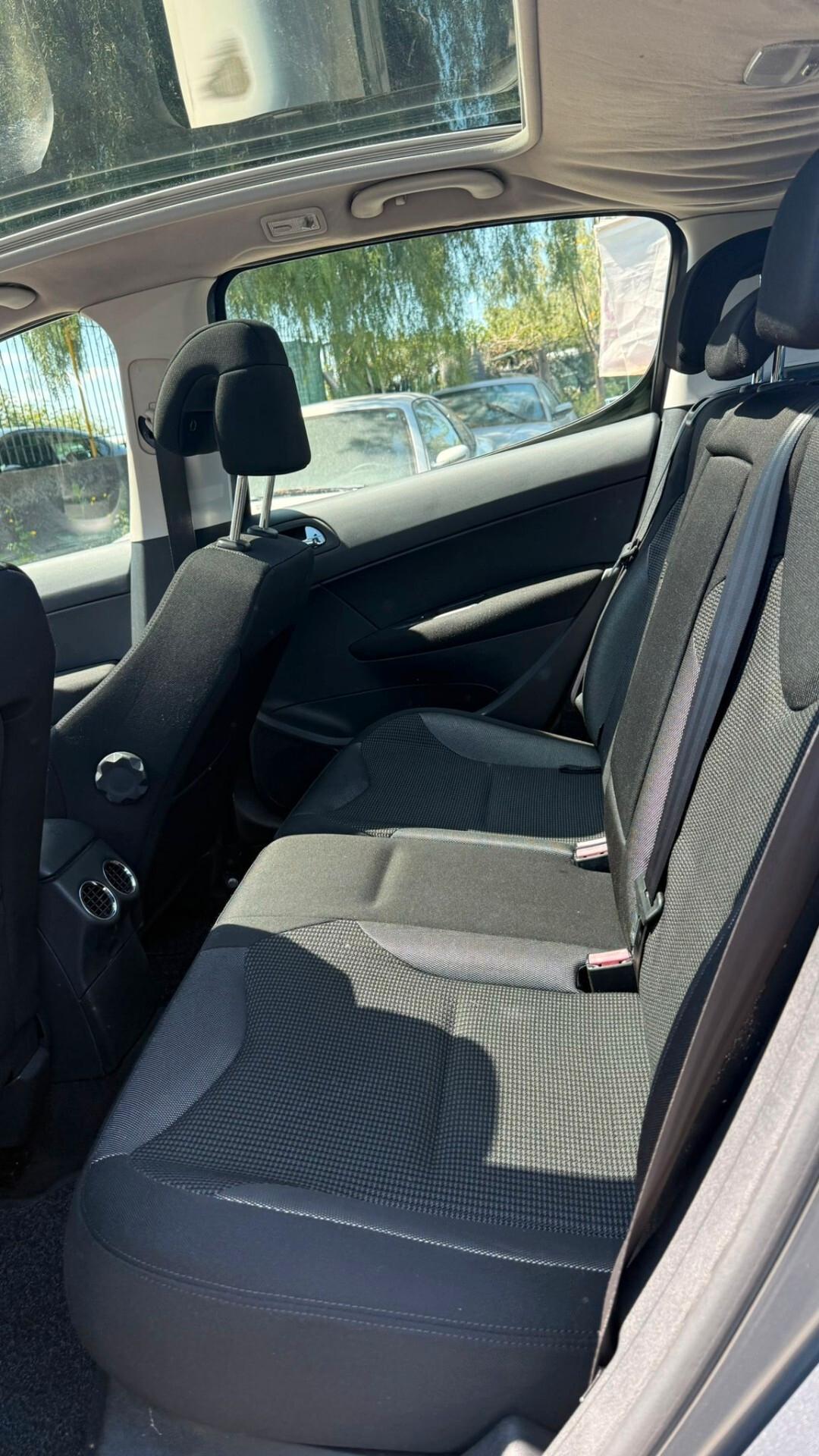 Peugeot 308 1.6 HDi 90CV 5p. Premium