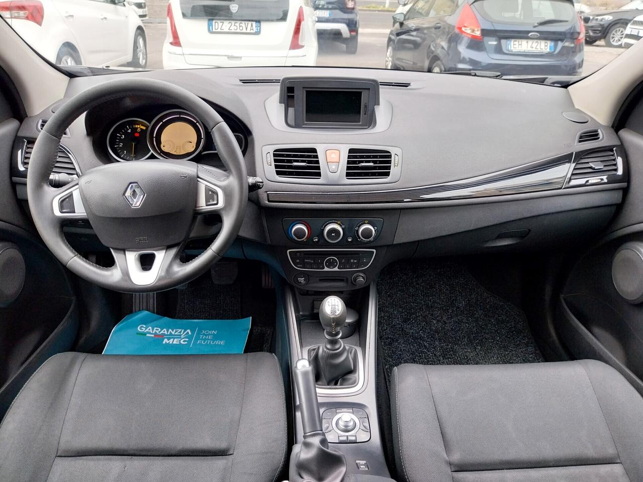 RENAULT MEGANE 1.5 DIESEL STATION WAGON 2011