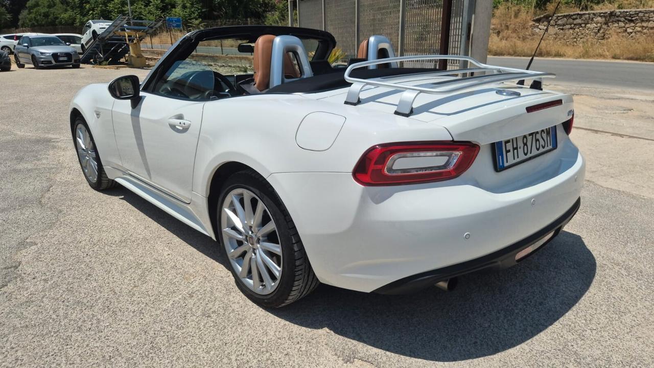 Fiat 124 Spider 1.4 MultiAir AT6 Lusso