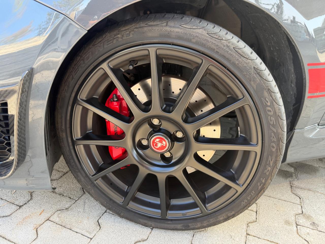 Abarth 695 C 1.4 Turbo T-Jet XSR Yamaha Limited Edition