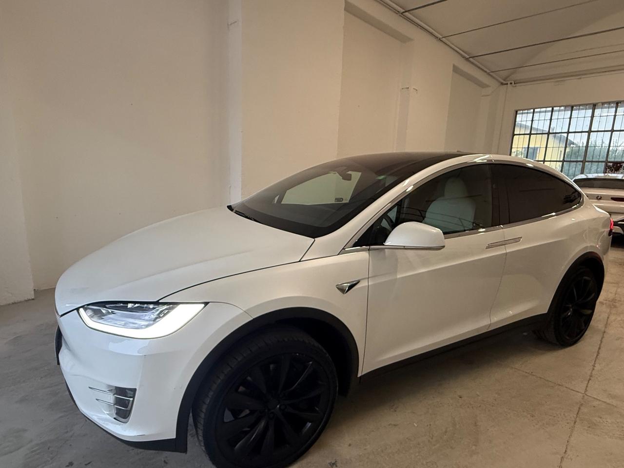 Tesla Model X Long Range Dual Motor 6 posti Extrafull