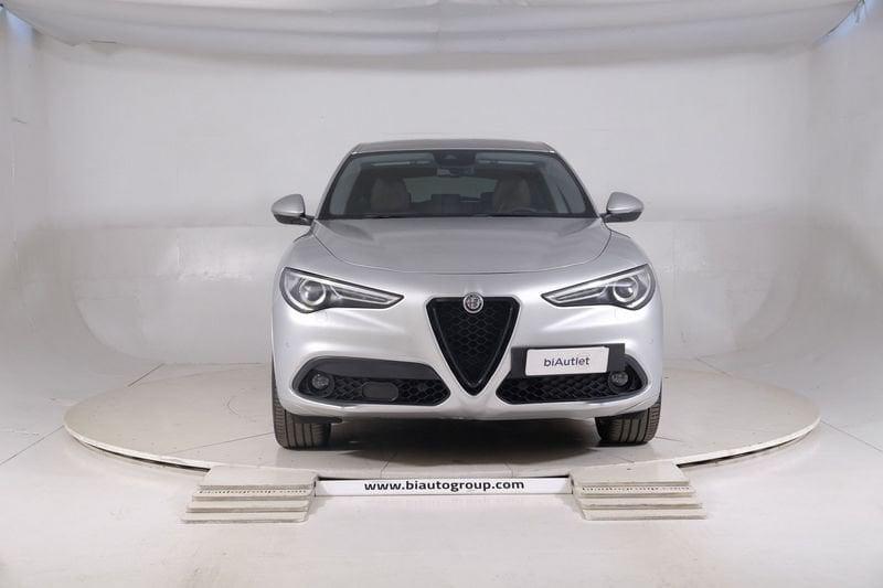 Alfa Romeo Stelvio 2017 Diesel 2.2 t Super Q4 210cv auto my19