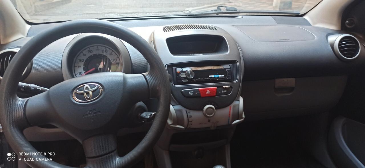Toyota Aygo 1.0 12V VVT-i 5 porte