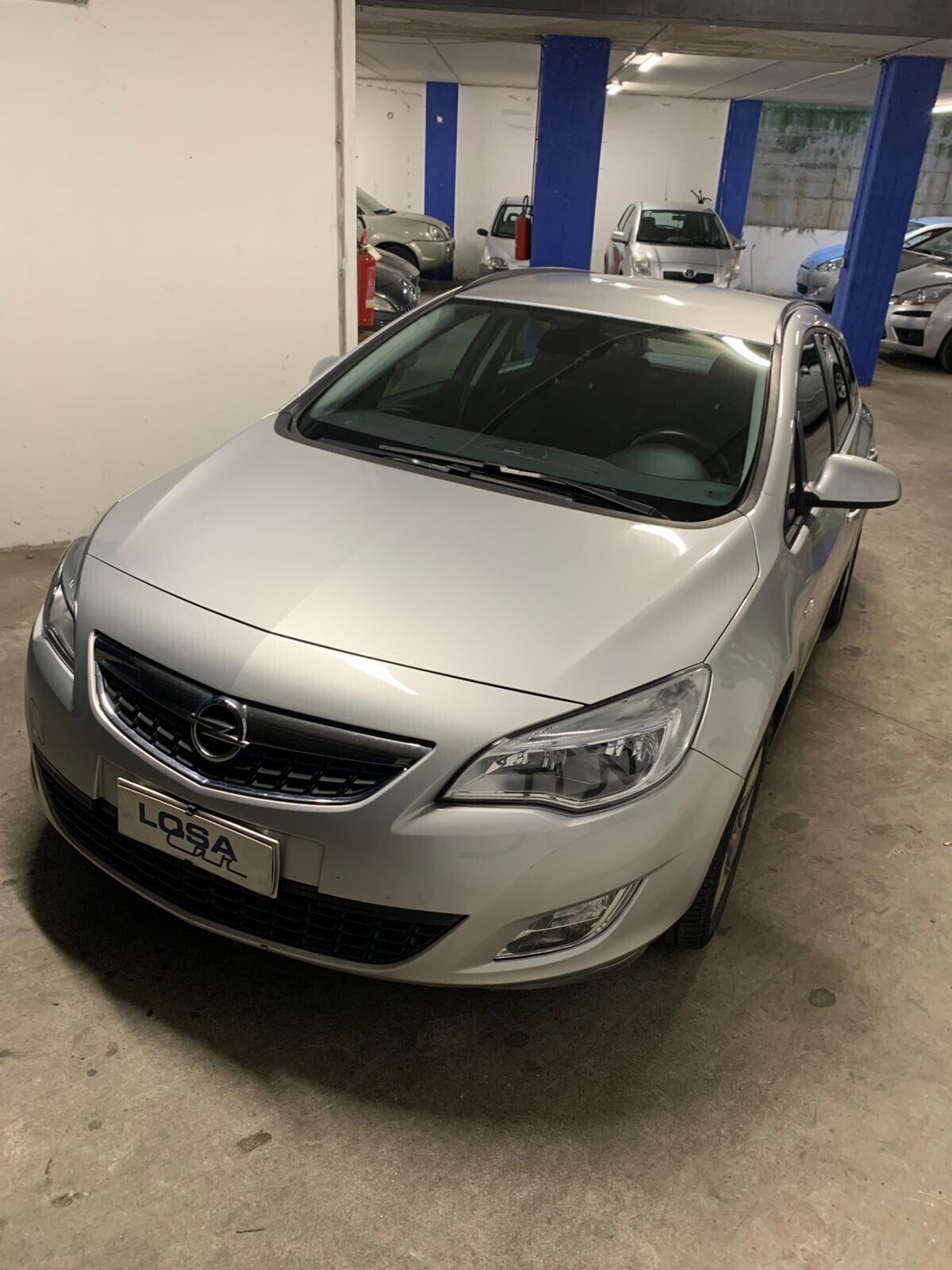 Opel Astra 1.4 100CV Sports Tourer 2011