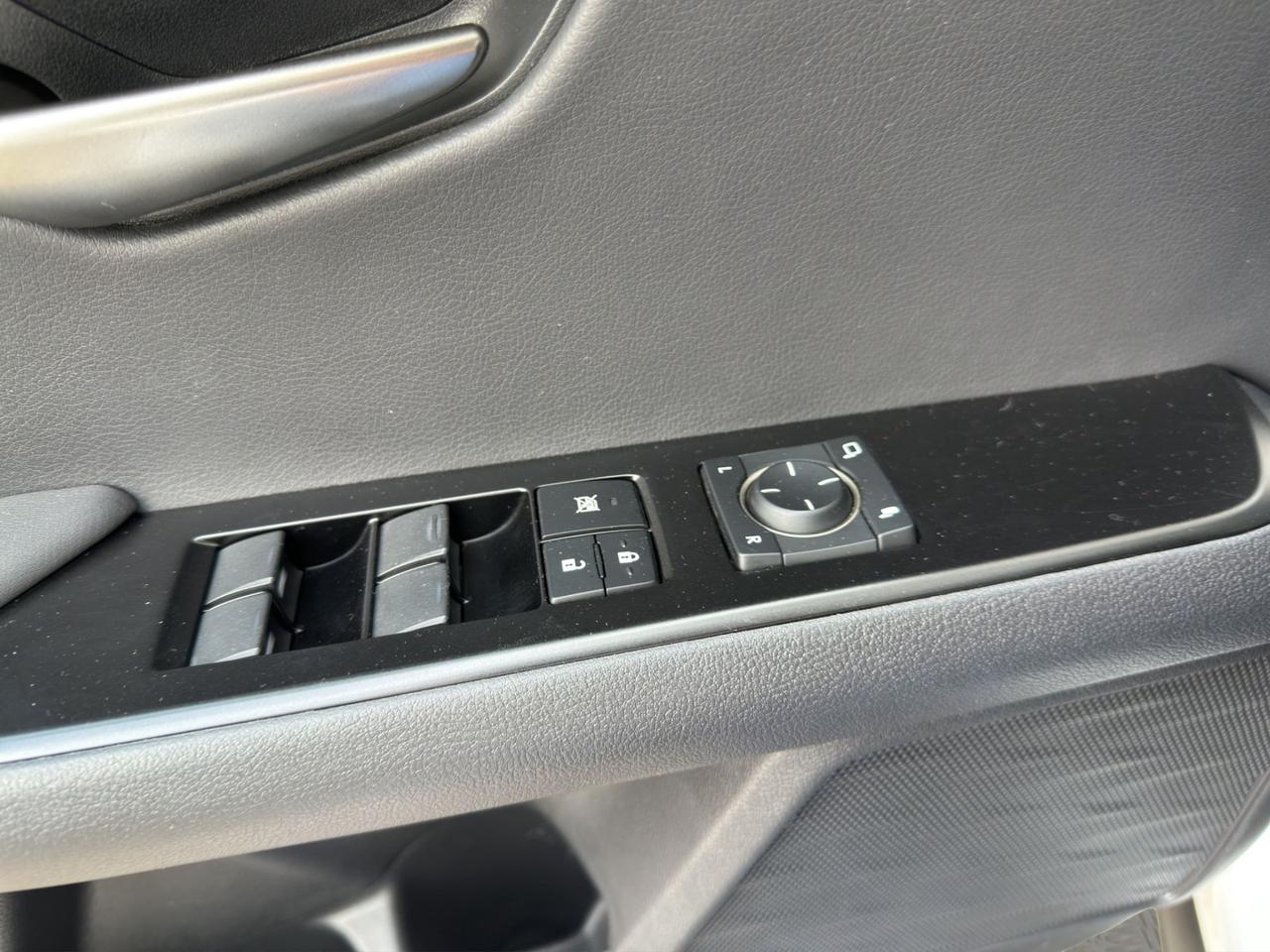 Lexus UX 250h 2.0 Executive 2wd cvt my20