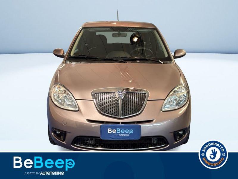 Lancia Ypsilon 1.2 8V PLATINO
