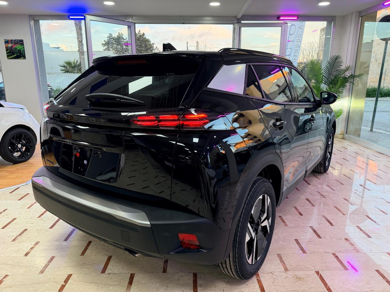 Peugeot 2008 Allure 100CV Km0