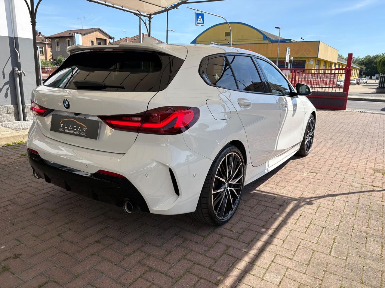 Bmw 118 M Sport 118d TETTO APRIBILE E PANOR #10951