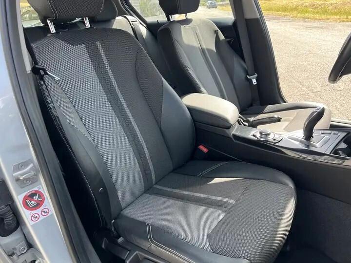 Bmw 118 118d 5p. Urban