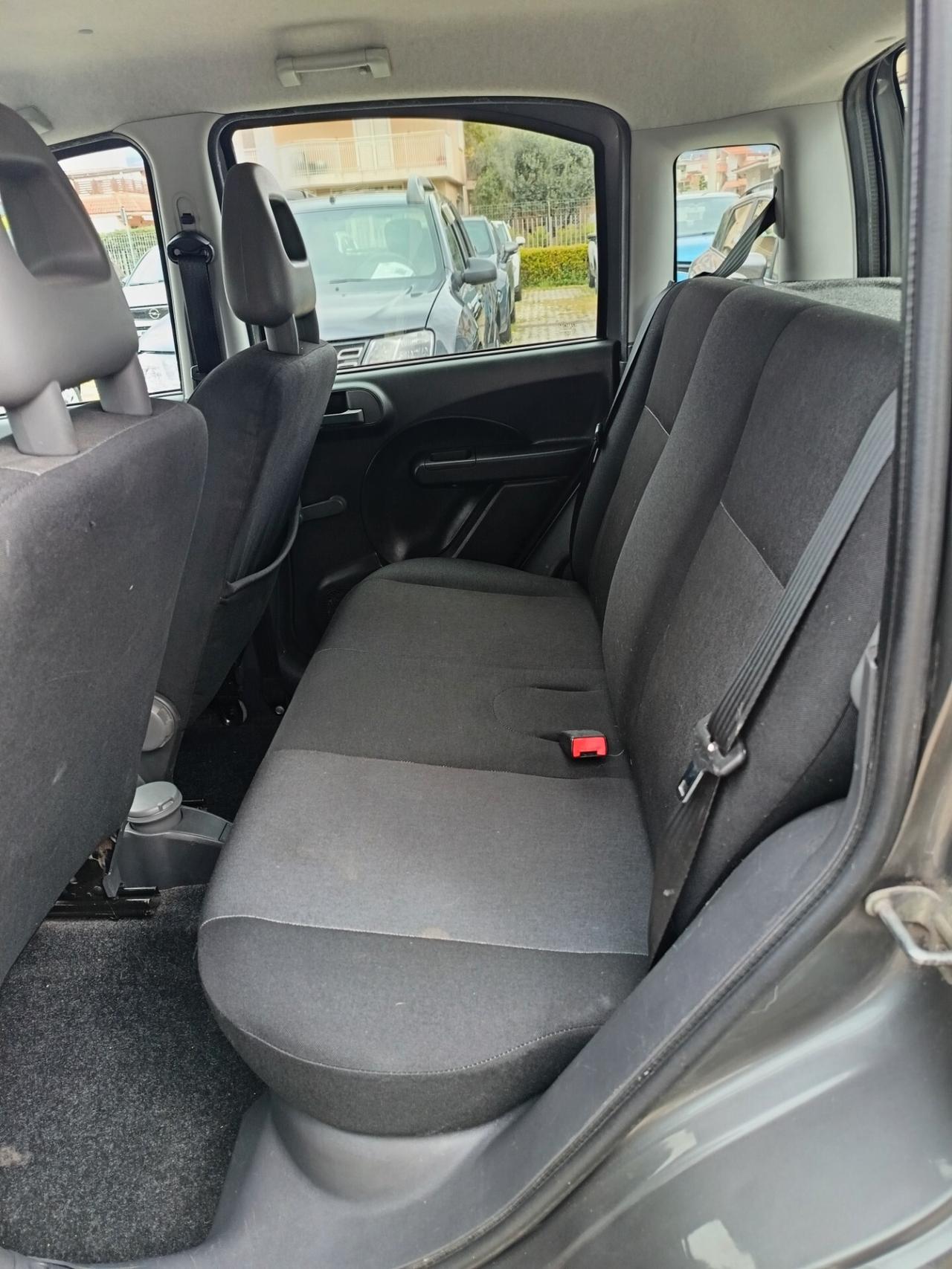 Fiat Panda 1.3 MJT 16V DPF 4x4 Climbing
