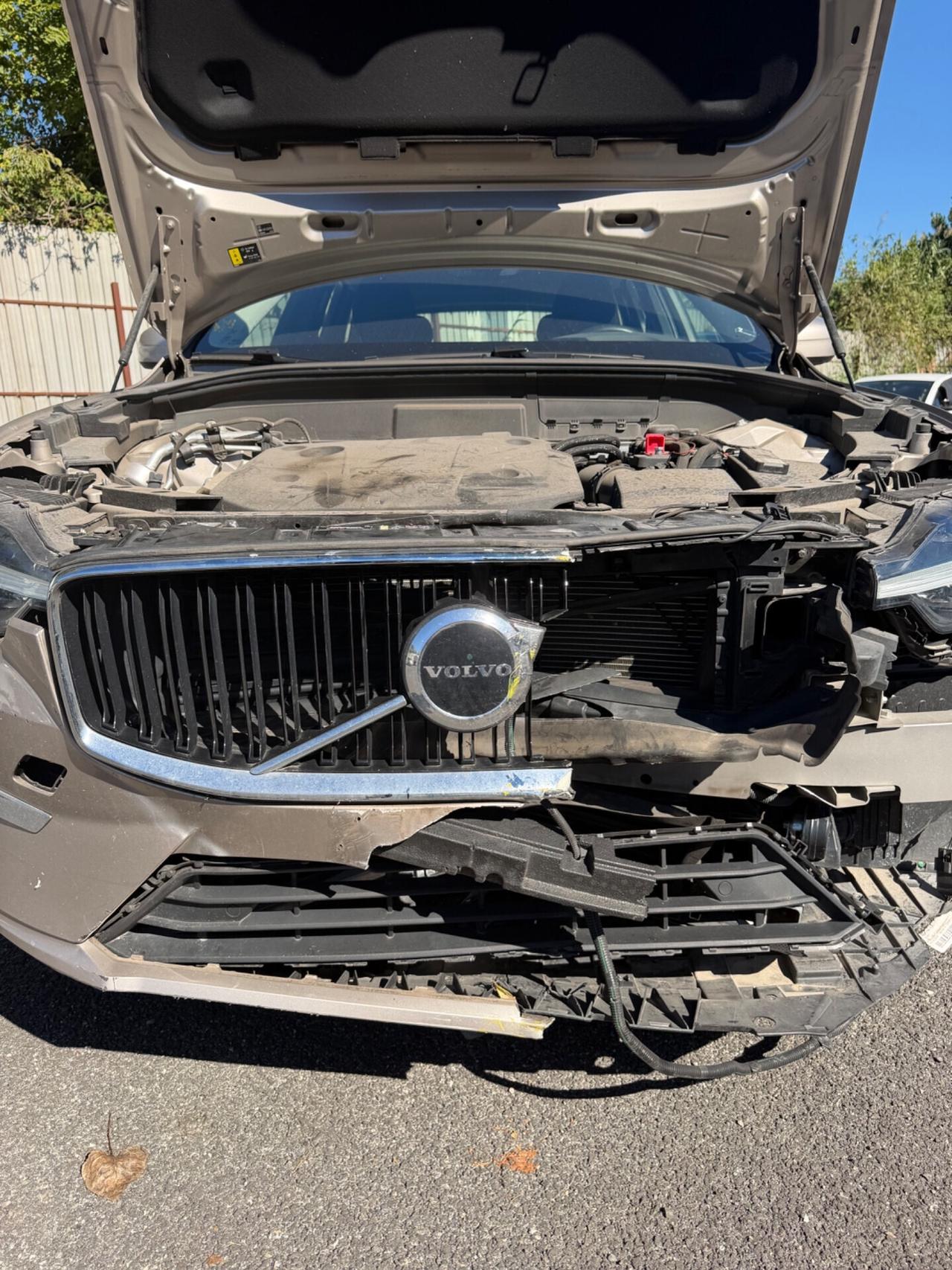 Volvo XC 60 XC60 B4 (d) SINISTRATA