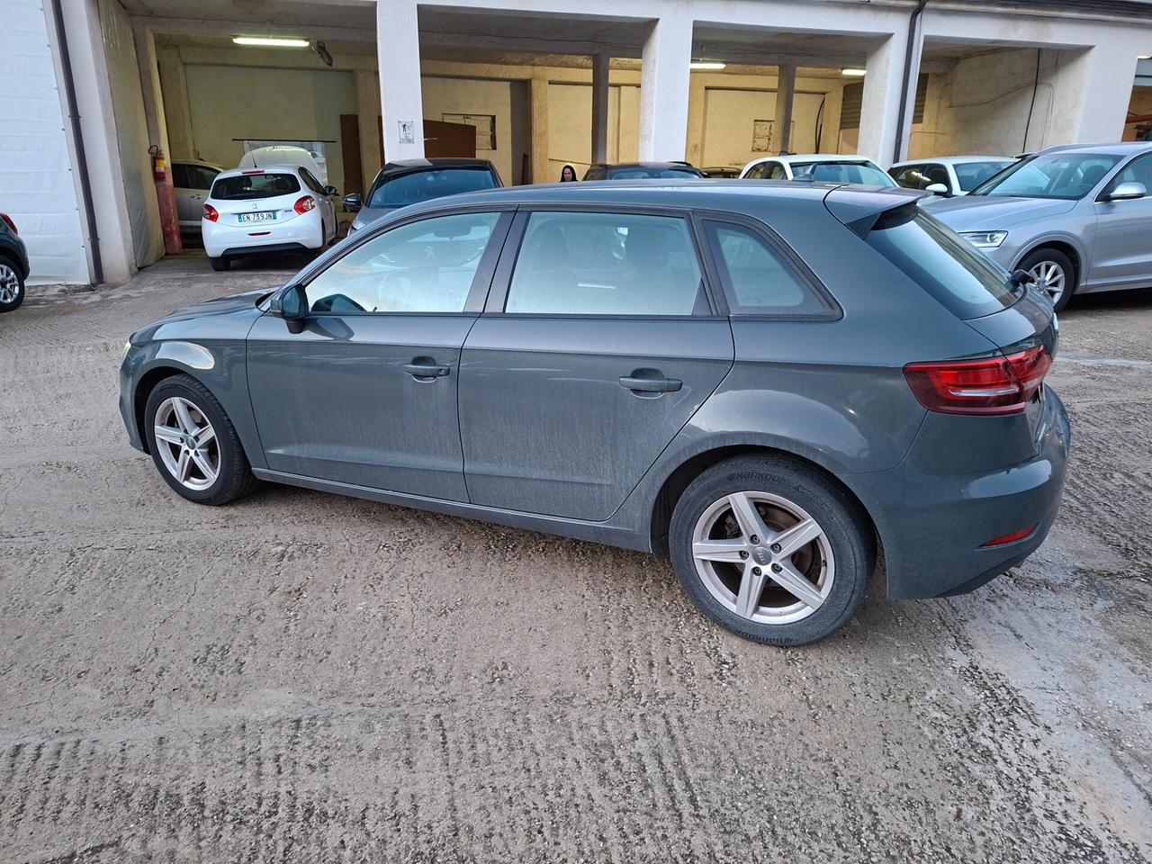 Audi A3 SPB 1.6 TDI 116 CV Sport