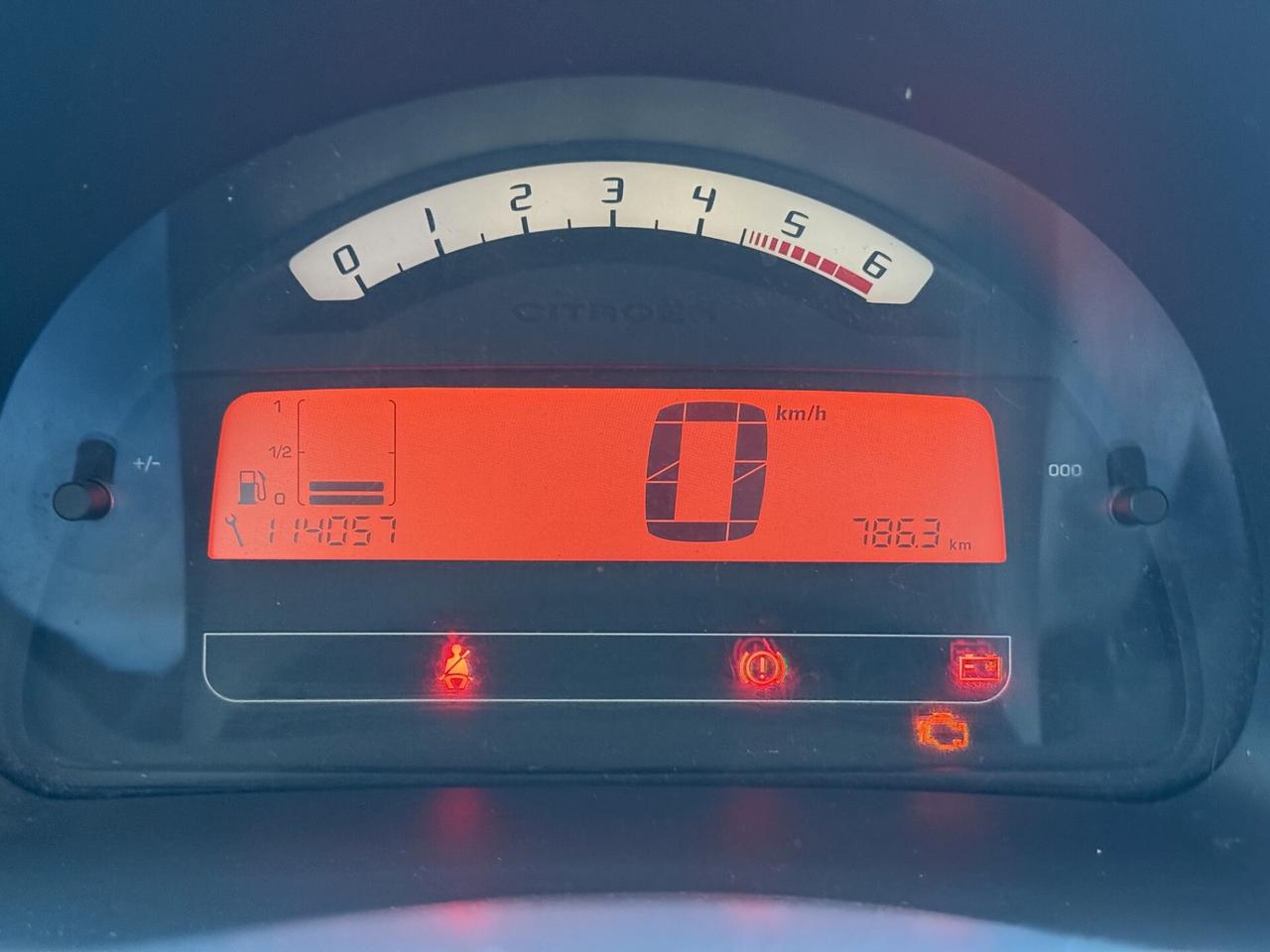 Citroen C3 Pluriel 1.4 HDi 70CV