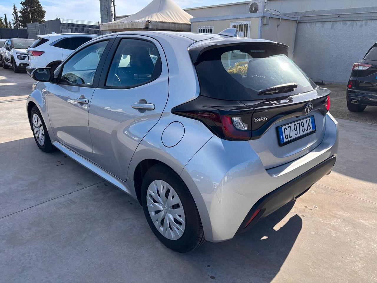 Toyota Yaris 1.5 Hybrid 5 porte Active Business Pack