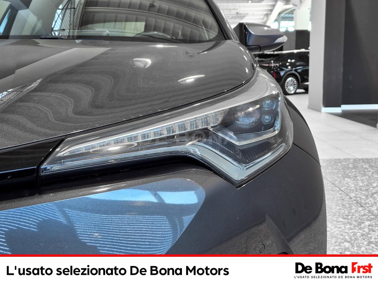 Toyota C-HR 1.8h style 2wd e-cvt my18