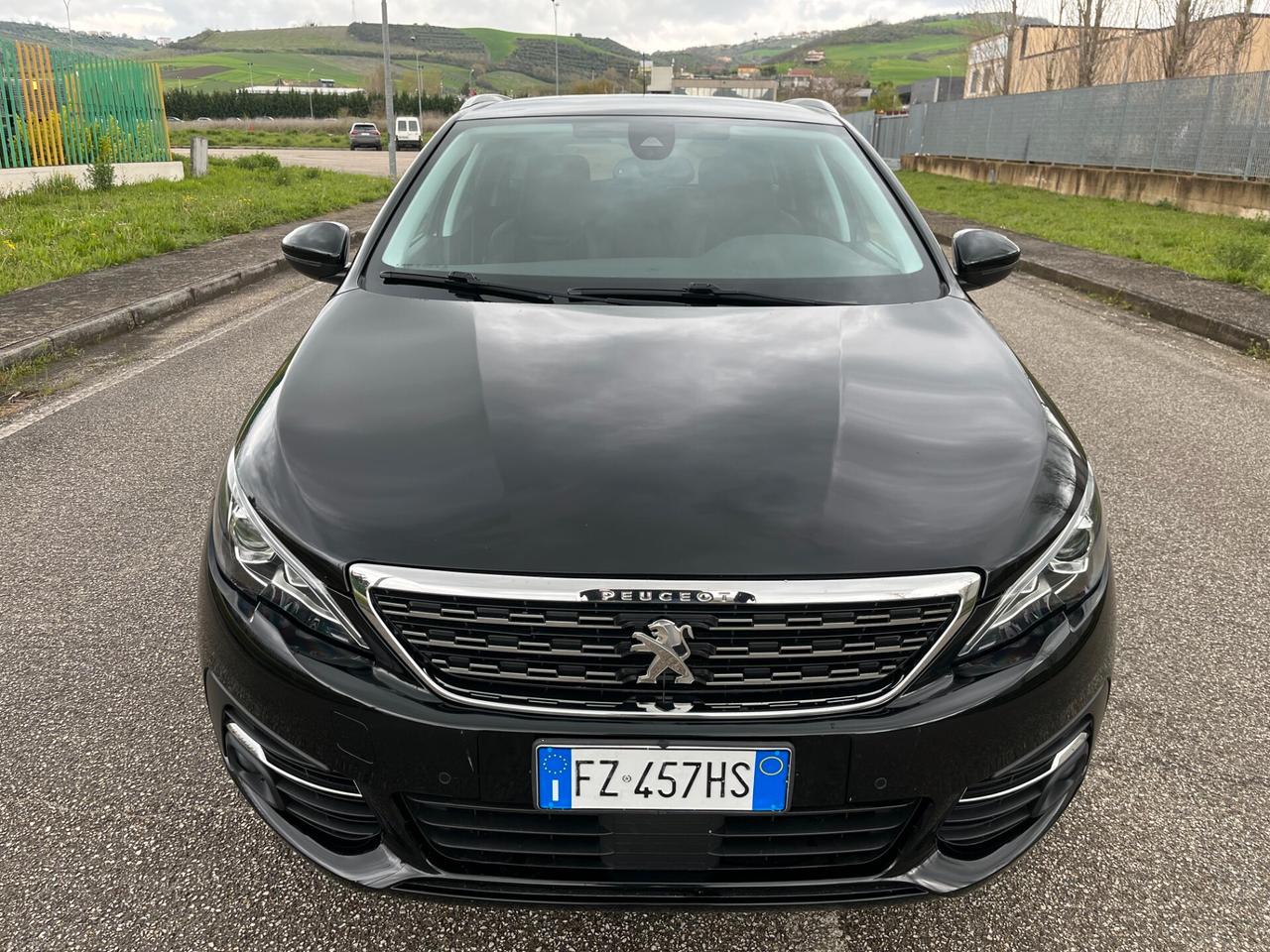 Peugeot 308 BlueHDi 130 cv SW edition