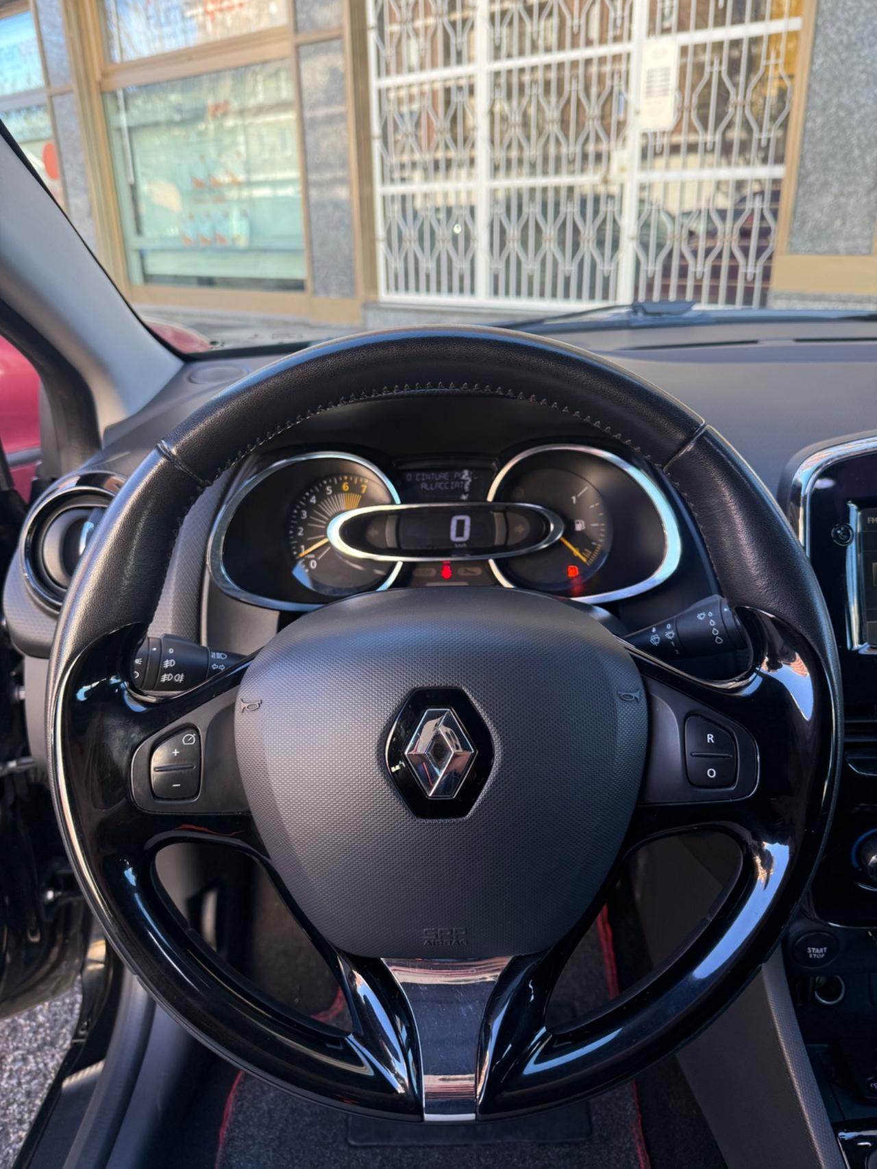 Renault Clio 1.2 75CV 5 porte Wave