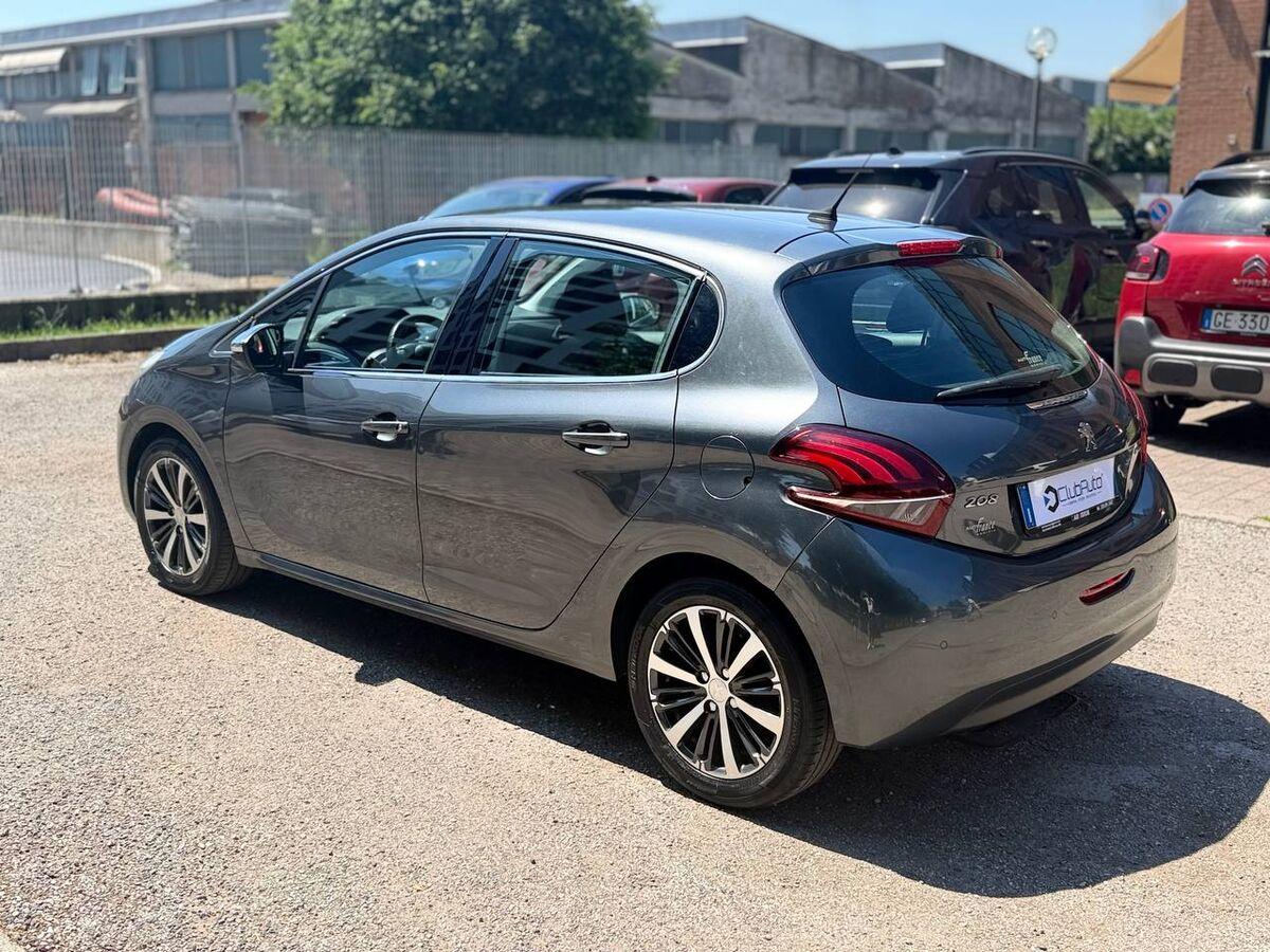Peugeot 208 1.2 puretech Allure 82cv 3p