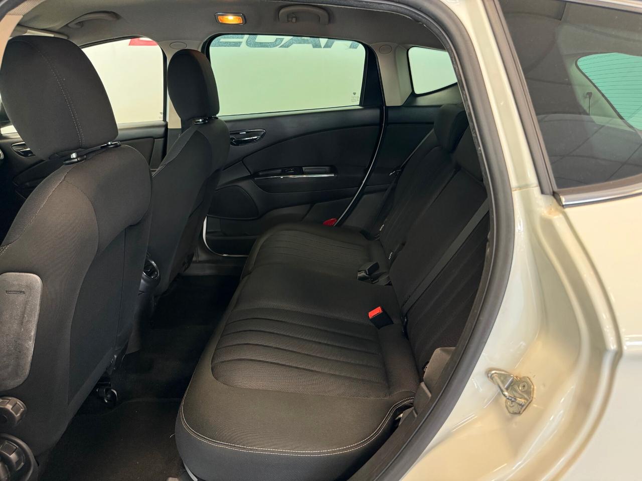 Lancia Delta 1.4 T-Jet 120 CV Silver Ecochic GPL UNIPROP. PERFETTA