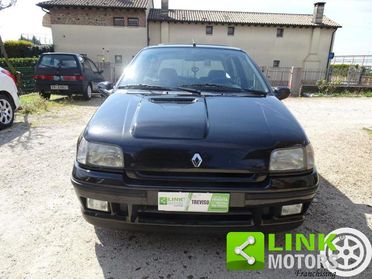 RENAULT Clio 1.8i 16V