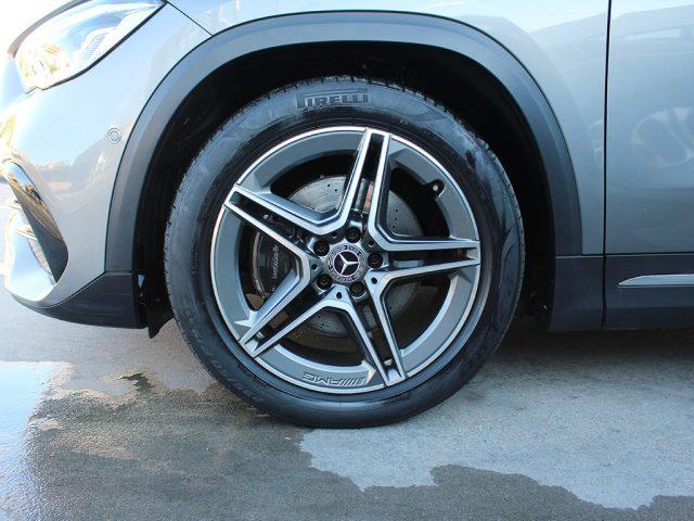 MERCEDES-BENZ GLA 200 d Automatic Premium