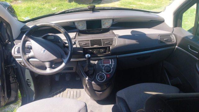 PEUGEOT 807 2.0 HDi FAP SV 7 POSTI