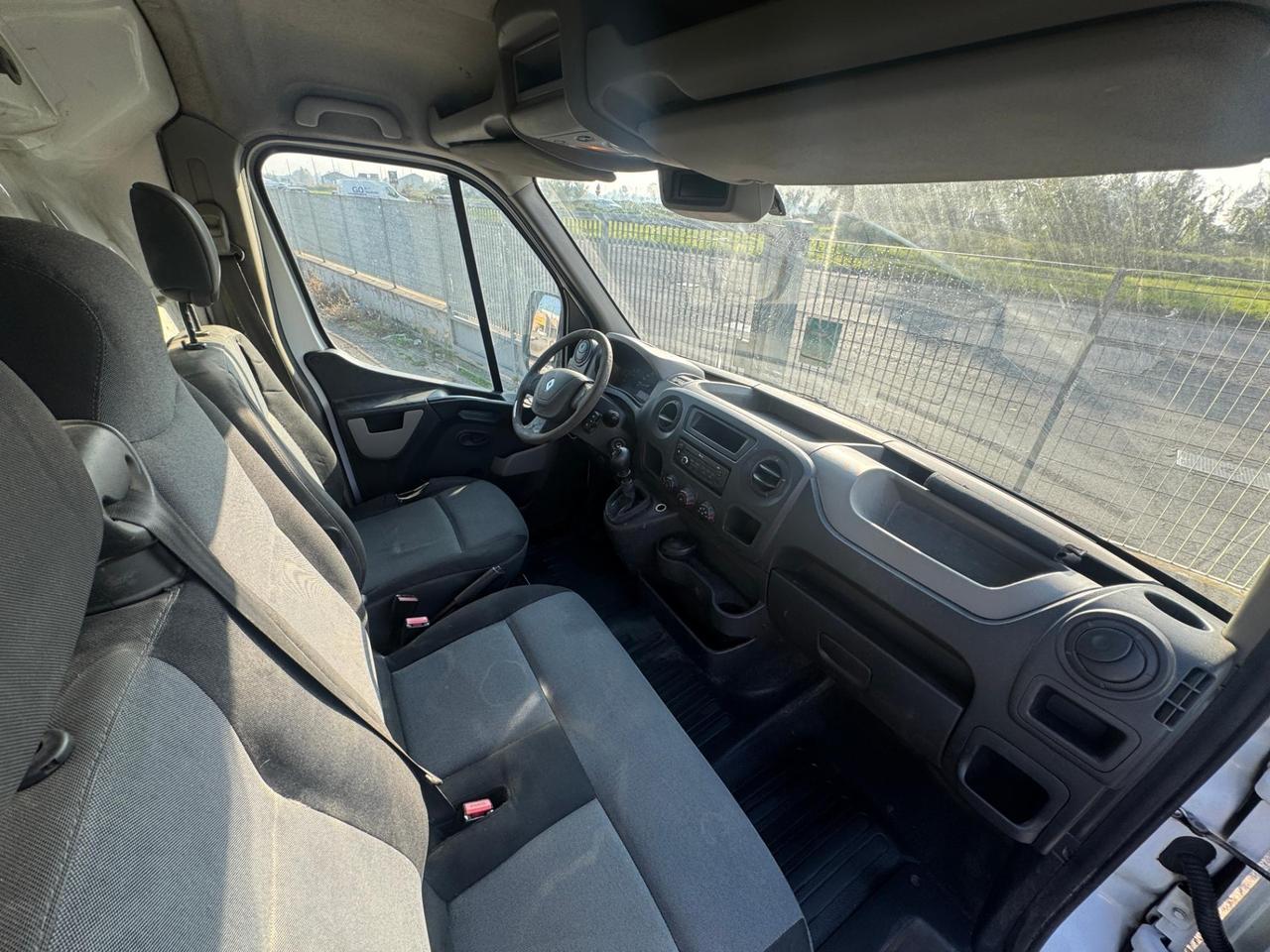 RENAULT Master prezzo + iva 22% T35 2.3 dci 125cv L2H2 E5