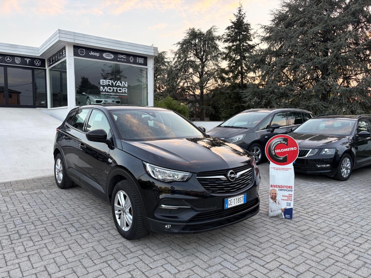 Opel Grandland X 1.5 diesel Ecotec Start&Stop aut. Business Ed.