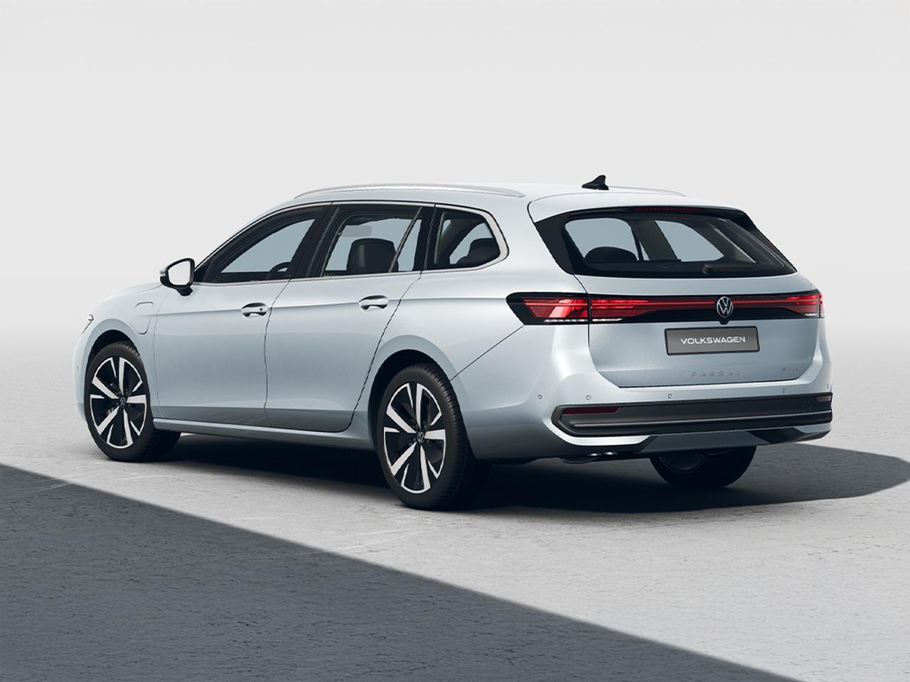 Volkswagen Passat 1.5 tsi ehybrid business 204cv dsg