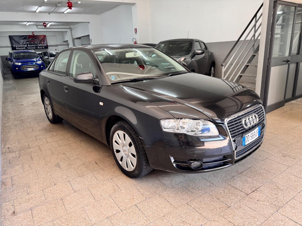 Audi A4 2.0 TDi 140 Cv . QUATTRO Sport