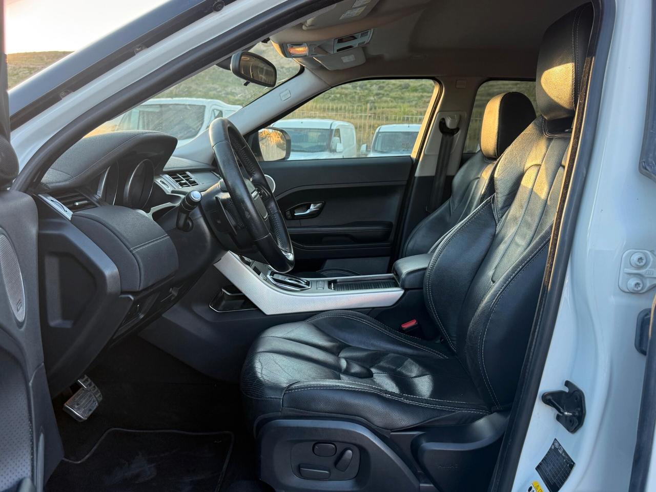 Land Rover Range Evoque 2.2 TD4 5p. Dynamic