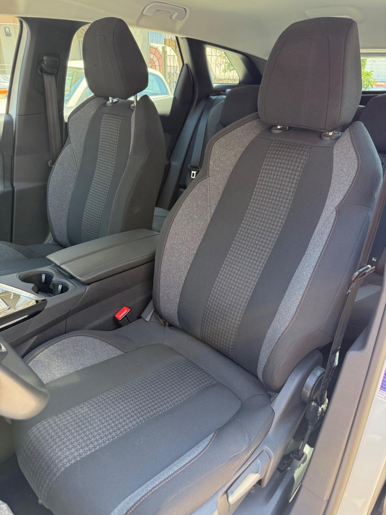 Peugeot 3008 1.5 Diesel GT Automatica 130 Cv