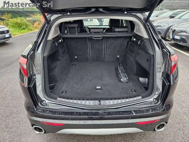 ALFA ROMEO Stelvio Stelvio 2.2 t Executive Q4 190cv auto - GF824LF