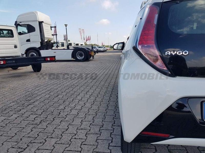 Toyota Aygo Aygo 5p 1.0 x-cool my15