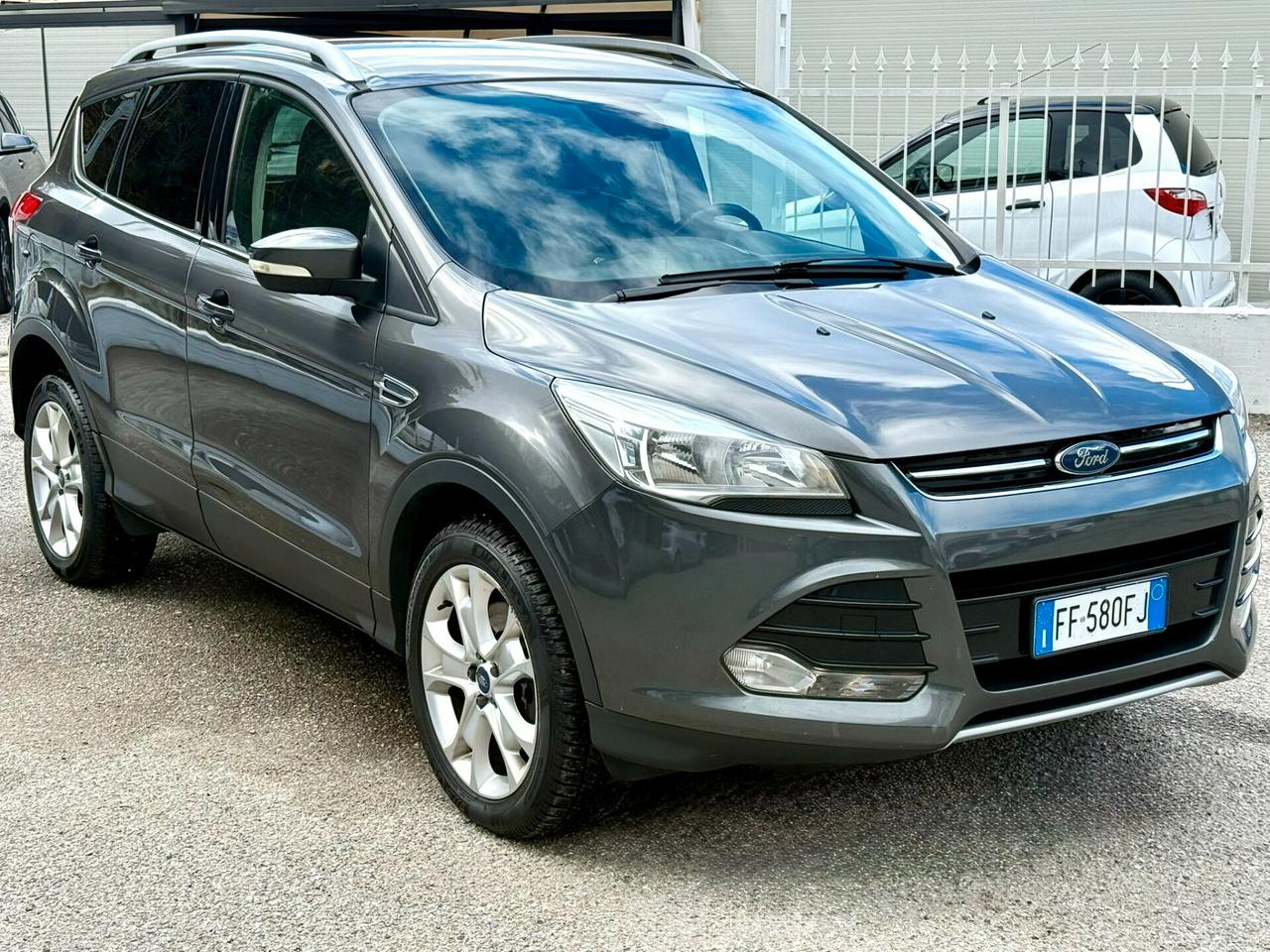Ford Kuga 2.0 TDCI 150 CV S&S 4WD Titanium