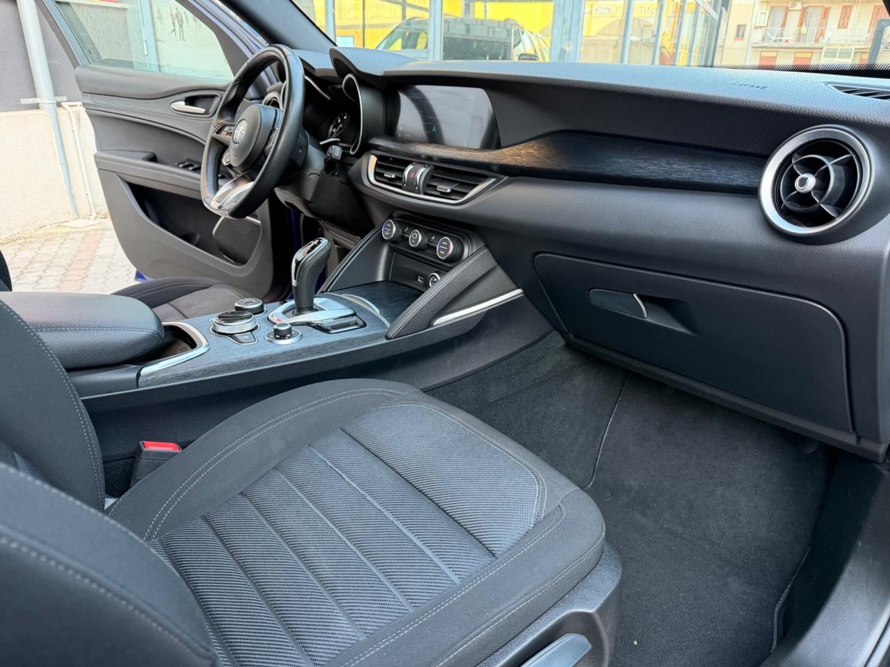 Alfa Romeo Stelvio 2.2 MJT 160 CV Sprint 08/2022