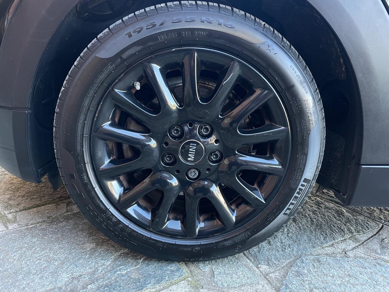 Mini 1.5 Cooper 3 porte Auto, Garantita