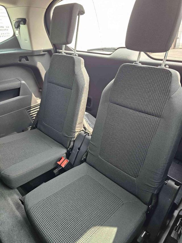PEUGEOT 5008 2.0 HDi 150CV Allure - 7 POSTI
