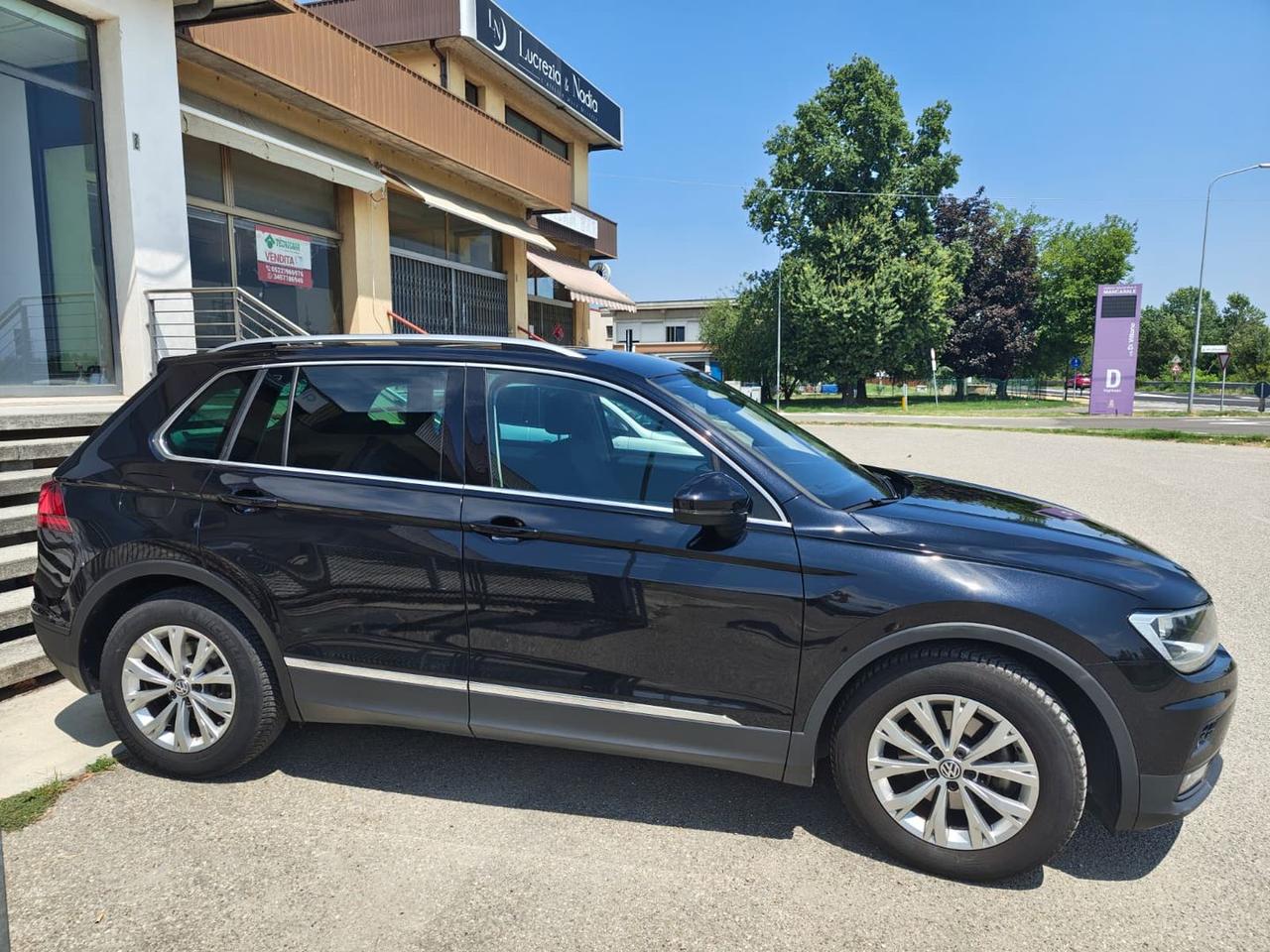 Volkswagen Tiguan Business 1.6 TDI #11814