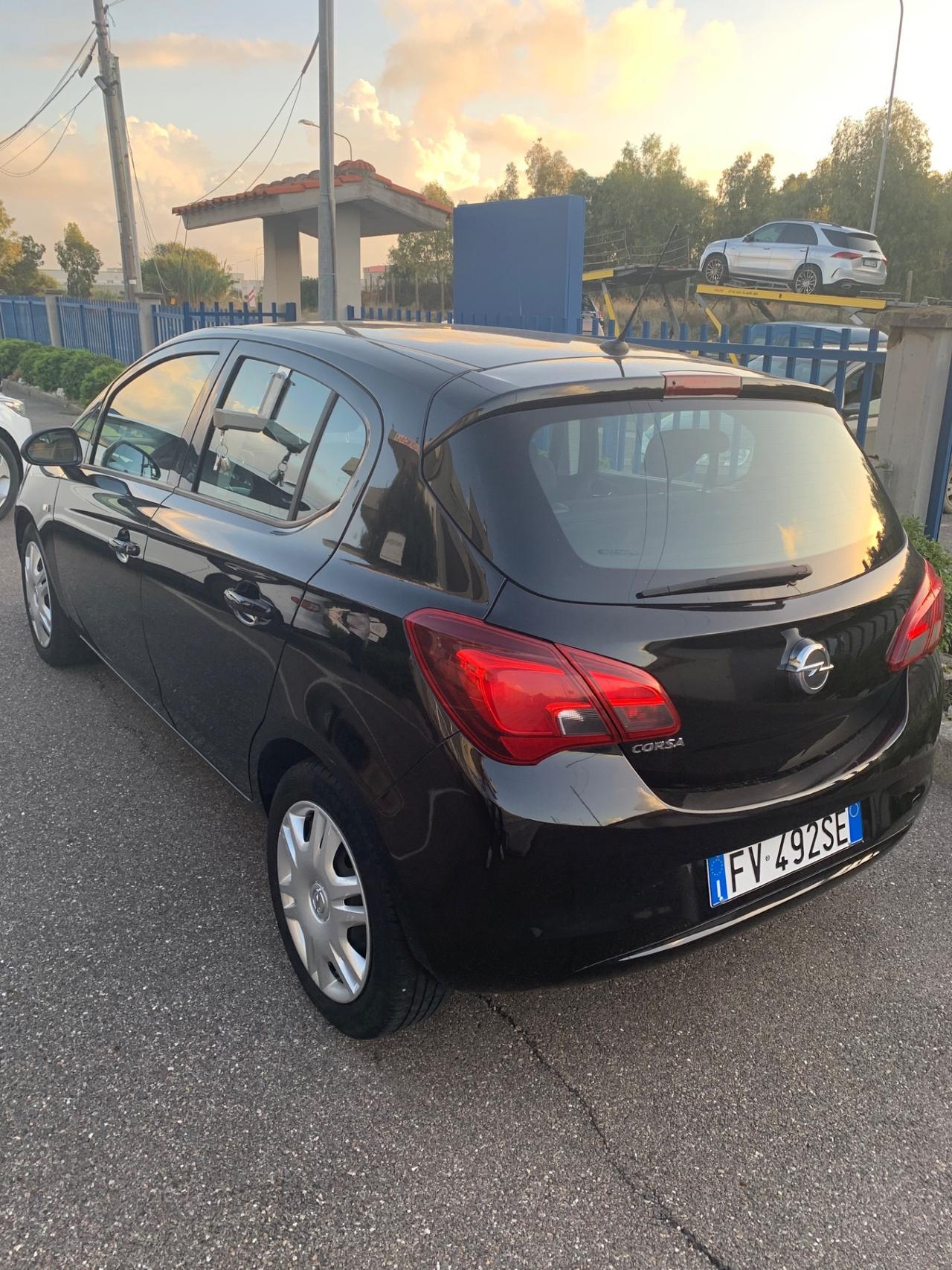 Opel Corsa 1.2 5 porte Advance