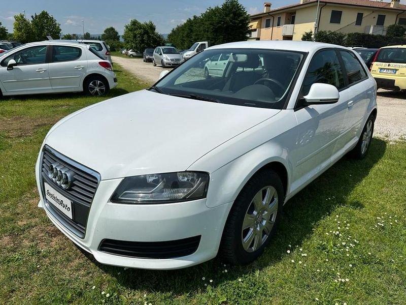 Audi A3 1.6 TDI 105 CV CR Ambition