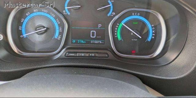 PEUGEOT e-Traveller TRAVELLER 75kWh 136cv Business Standard 9 posti -