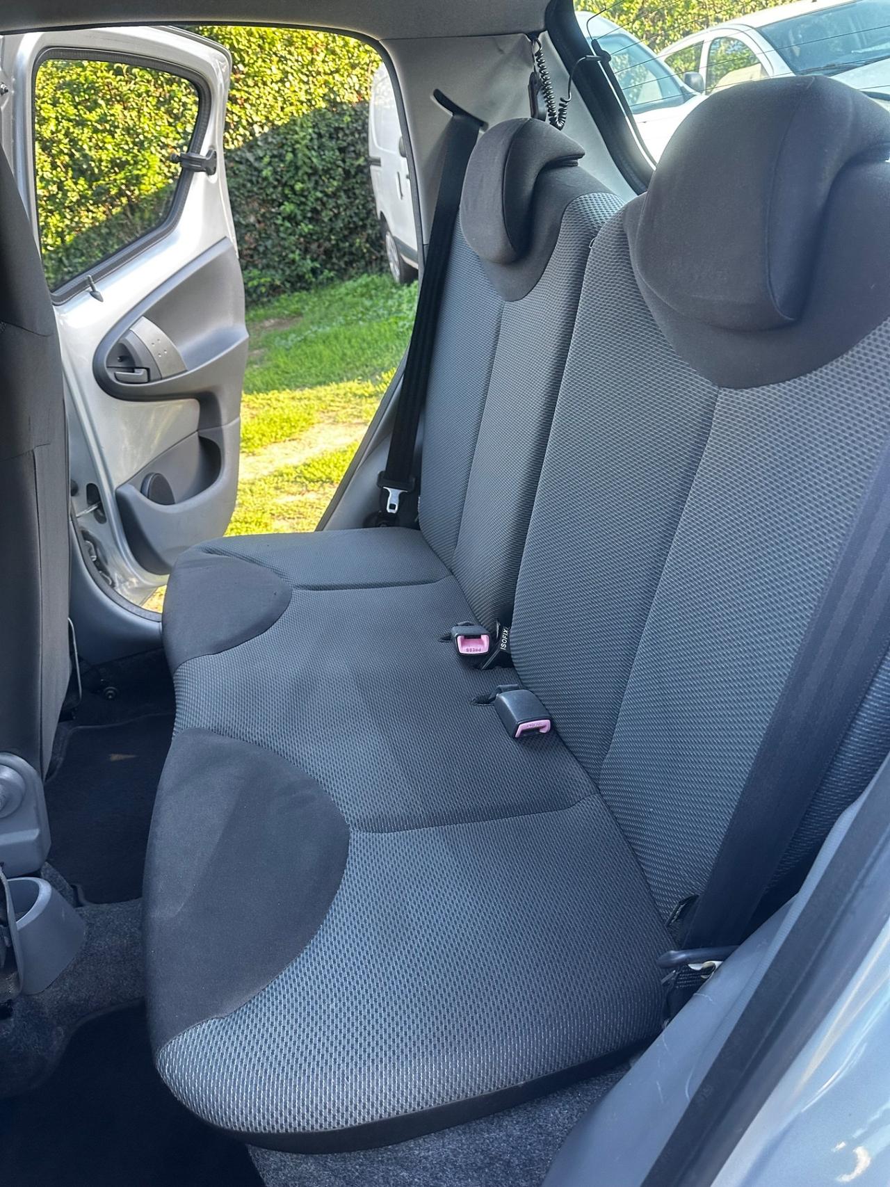Toyota Aygo 1.0 12V VVT-i 5 porte Sol