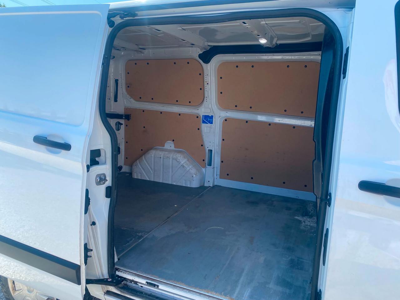 Ford Transit Custom 280 2.0 EcoBlue Hybrid 130 L1H1