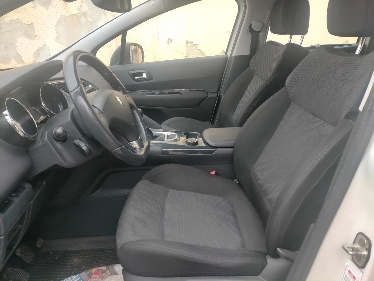 Peugeot 3008 1.6 HDi 112CV Outdoor