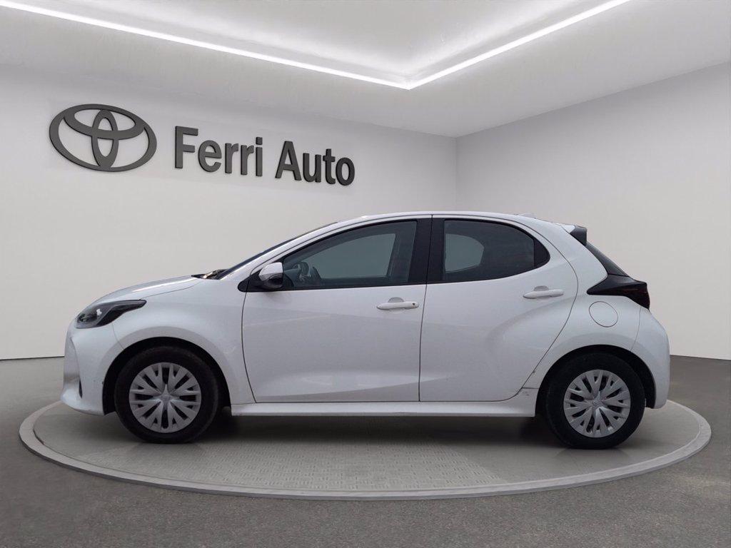 TOYOTA Yaris 1.5h active del 2023